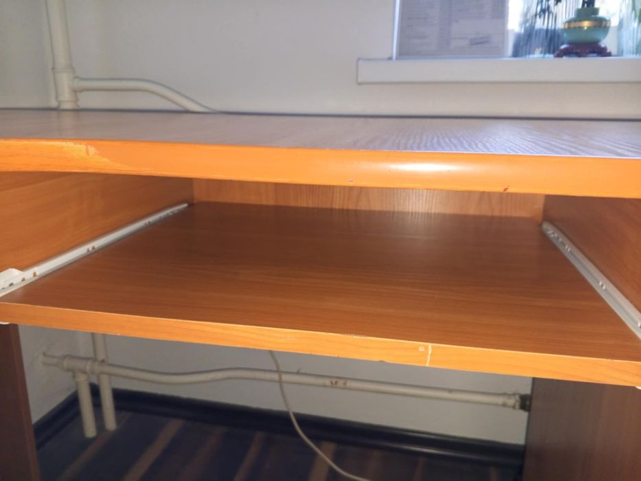 biurko narożne 
Stan: dobry