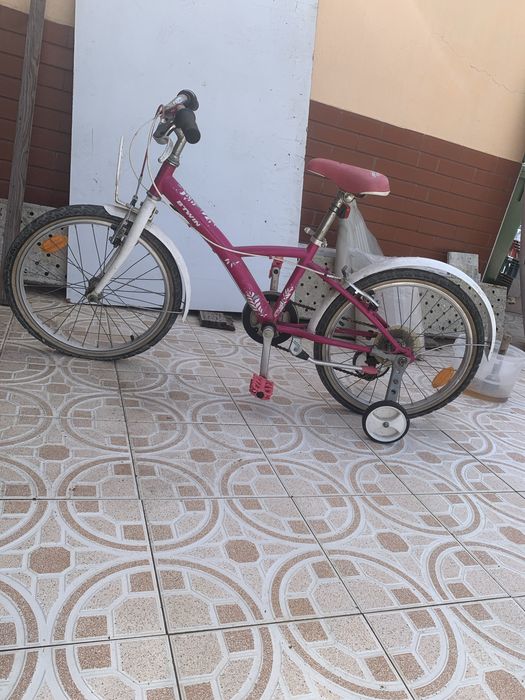 Bicicleta para criança semi nova
