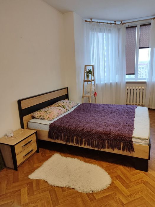 Григоренко, 28, м.Позняки, пішки 8-10хв.