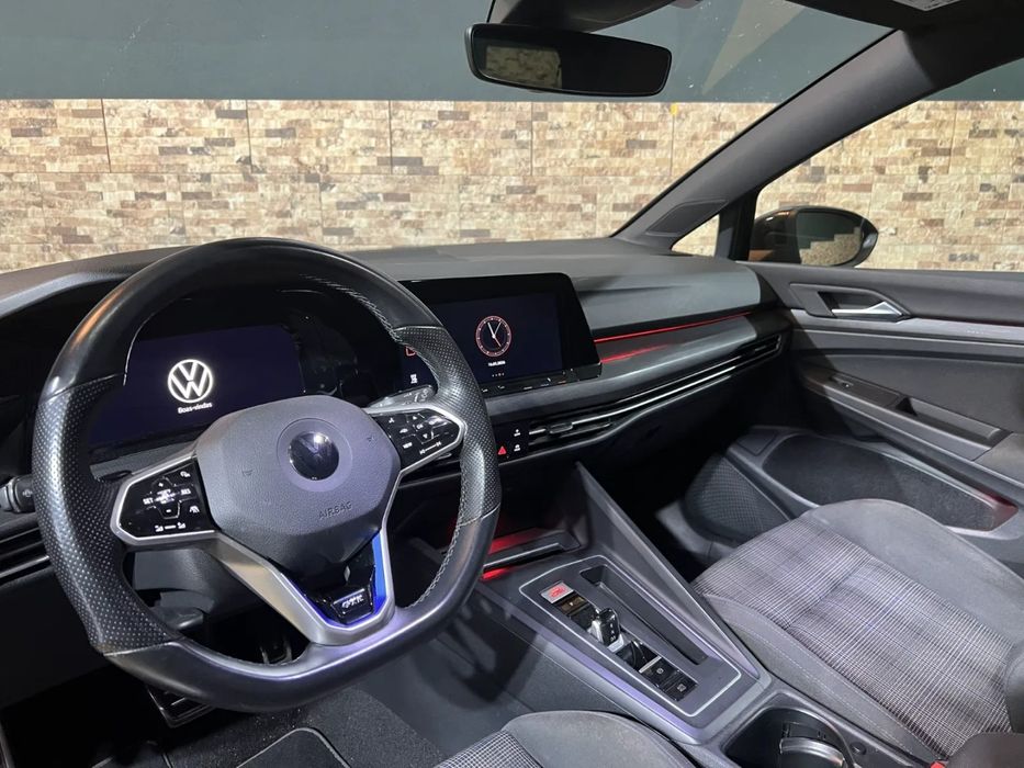 VW Golf VIII 1.4 GTE Plug-in Hybrid