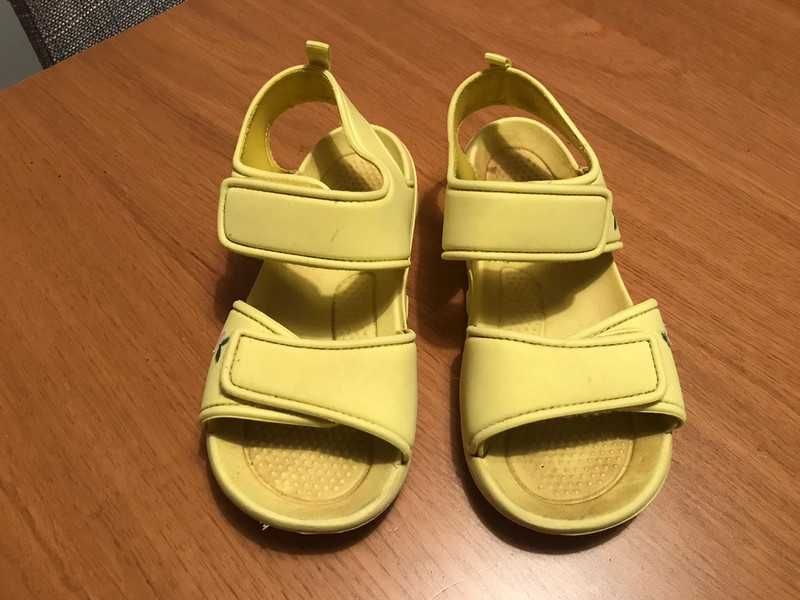 Sandálias de verão leves e de uso na água H&M Amarelas T30-31