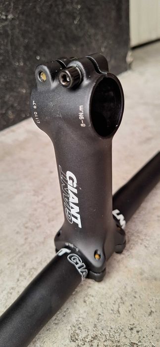 Guiador Bicicleta Estrada GIANT 420mm