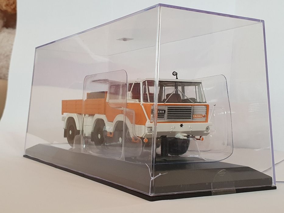Масштабная модель автомобиля Tatra  813 6x6 1:43