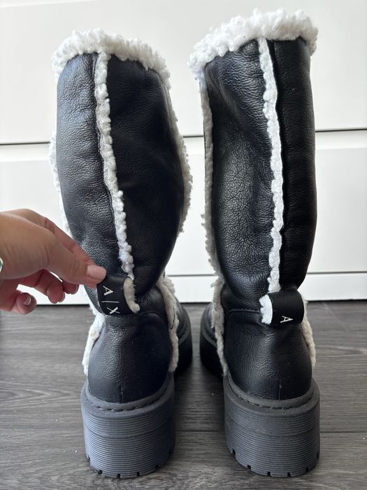 Зимові чоботи Armani Exchange