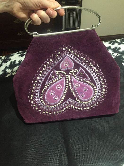 Mala de veludo cor beringela