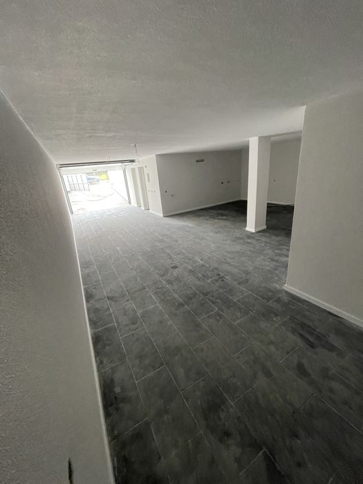 Particular - Moradia T4 com Piscina