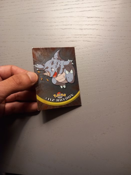 Conjunto de cartas Pokemon Topps 1999/2000 Tv series
Vendo apenas o c