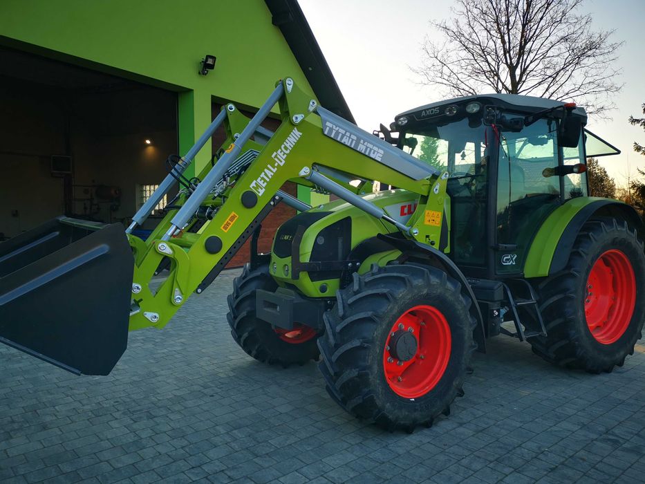 Ładowacz czołowy  TUR MetalTechnik z montażem