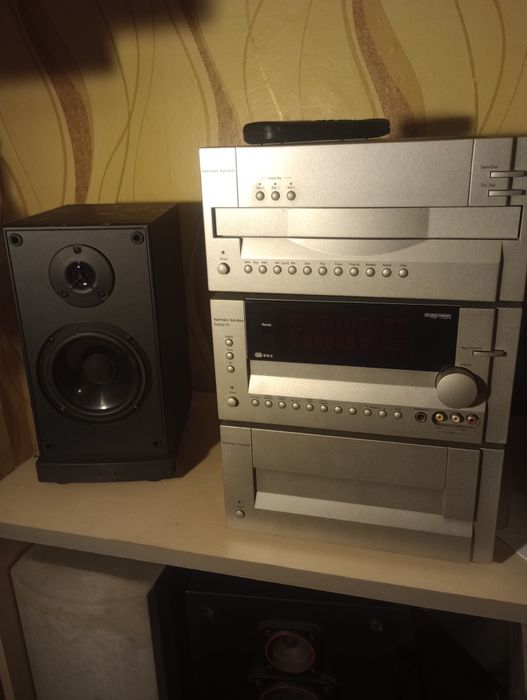 Wieża Harman/Kardon Festival 40 z kolumnami