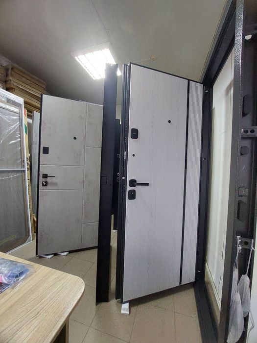 Вхідні Двері в будинок/квартиру в наявності