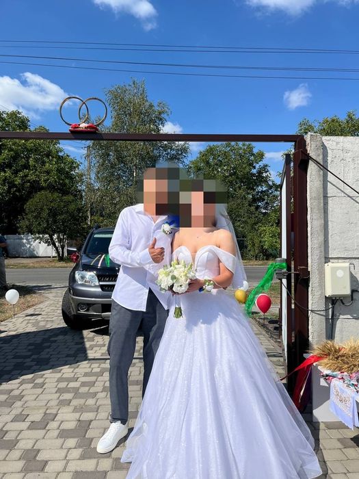 Свадебное платье