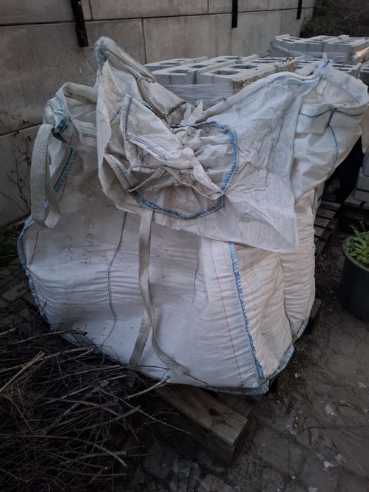 Pusty big bag na odpady, etc. po grysie