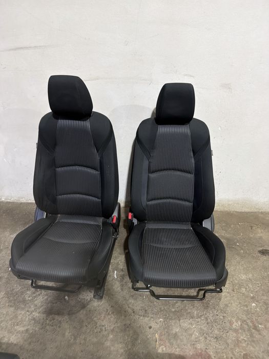 Komplet foteli fotel kanapa mazda 3 bm 13-19 r