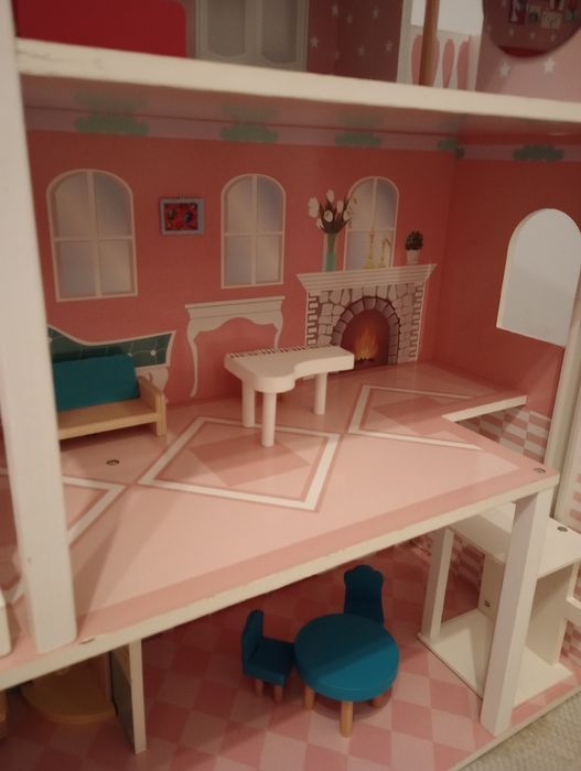 Domek dla lalek duży