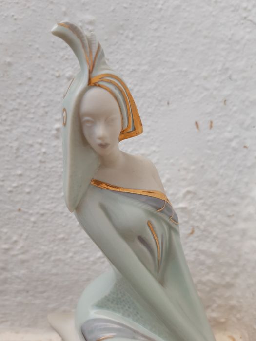 Figura de porcelana marca Galos