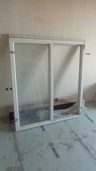 Продаються б/у вікна у гарному стані