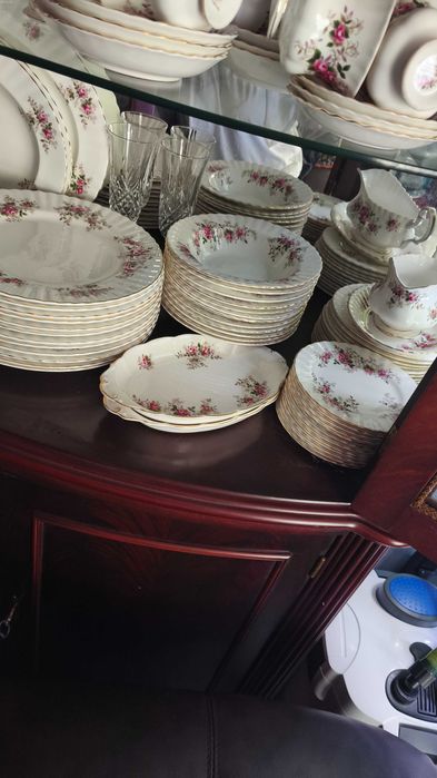 Serviço de jantar completo, serviço de chá, serviço de café Royal Albert