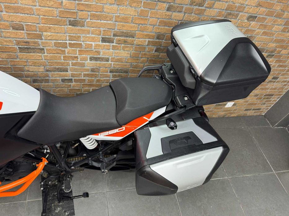 KTM 1290 Super Adventure S MAR 19 22 mil kms