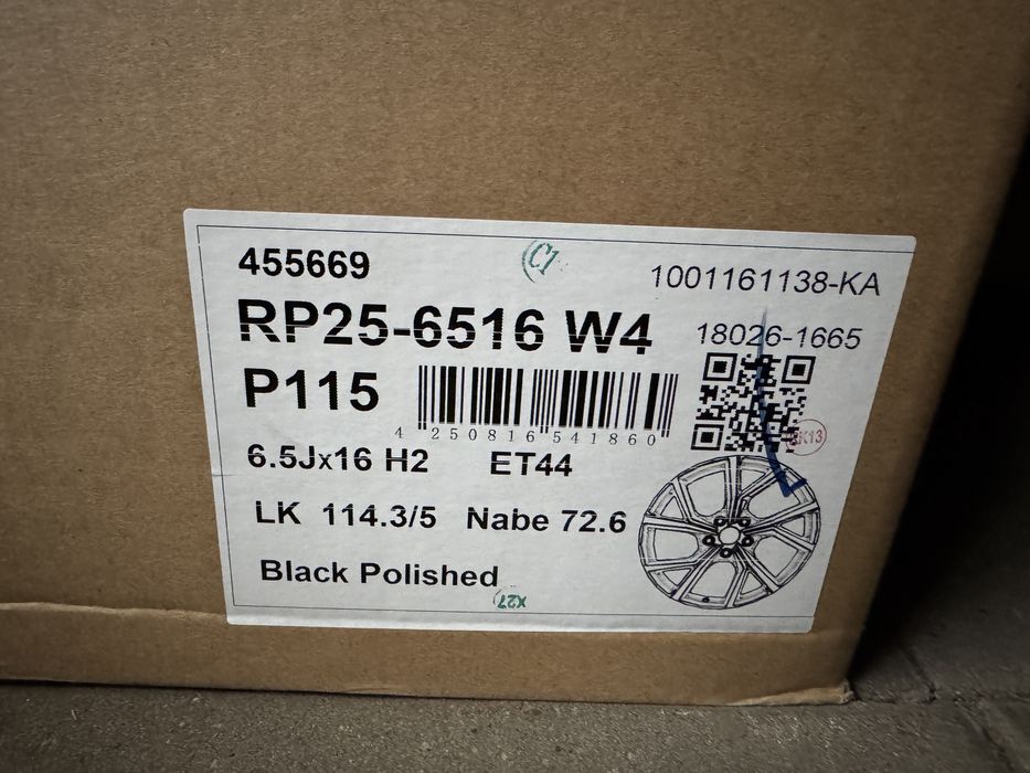 18 Felgi 5x114,3 ET40 PLATIN P115 Dacia Renault Nissan
