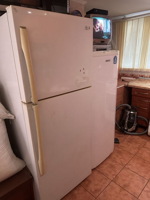 Продам холодильник LG