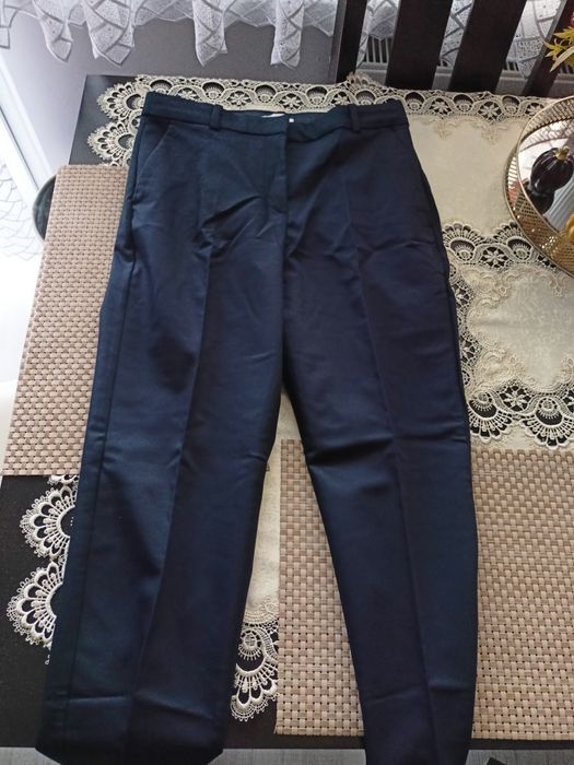Nowe spodnie H&M cygaretki granatowe rozmiar 40