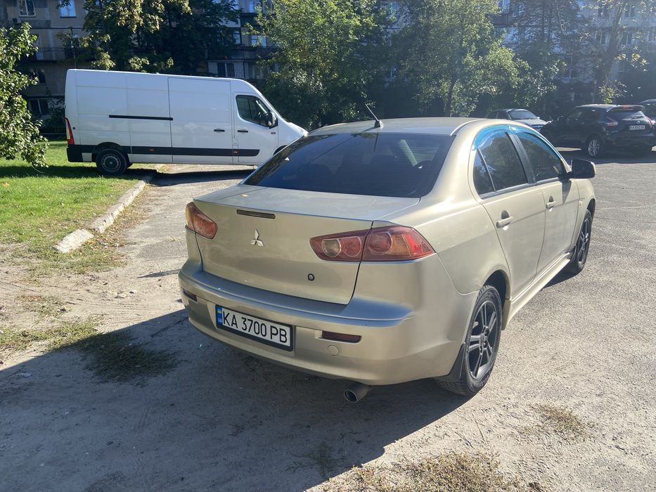 Продам автомобіль Mitsubishi LancerX
