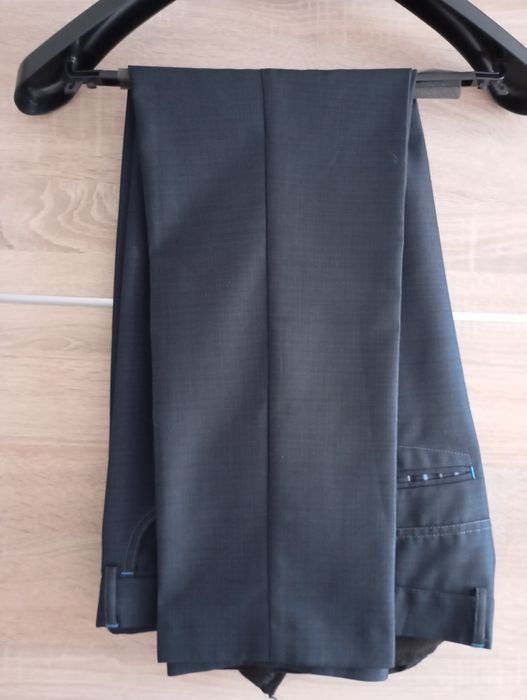 Oddam garnitur dwuczęściowy