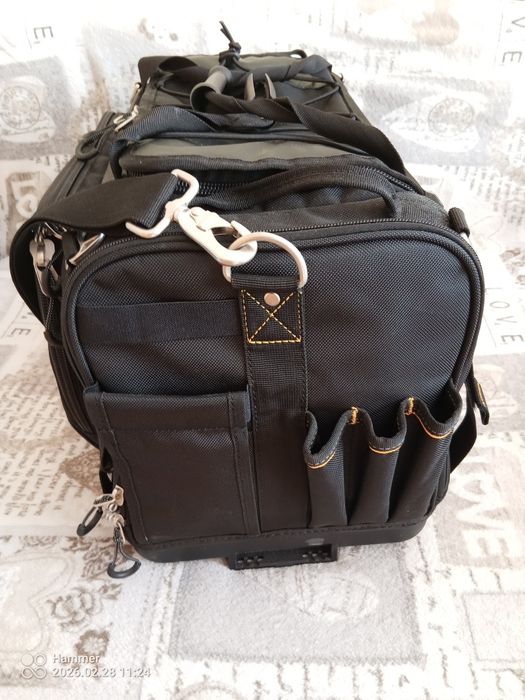 Torba narzędziowa DeWalt DWST83522-1 z systemem Tought System