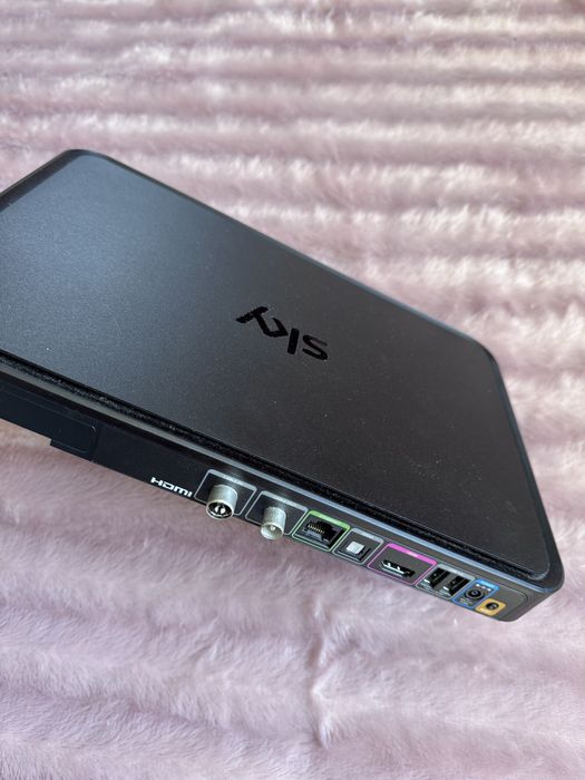 Dekoder satelitarny tv sky humax 4k esd-160c odbiornik