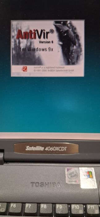Vendo portátil Toshiba 4060XCDT 4,3