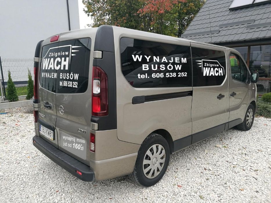 Wynajem busów / wypożyczalnia busów