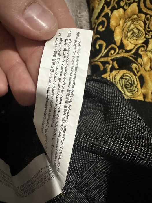 Кофта світшот Zara з черепами