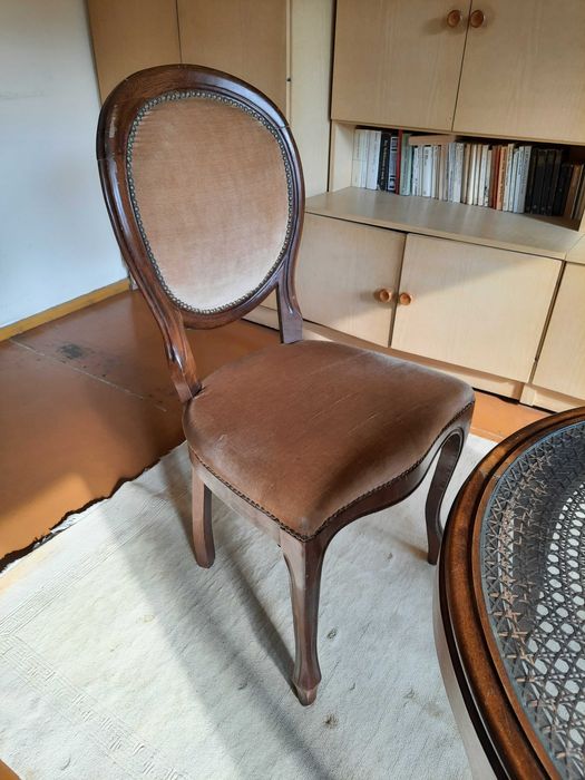 stół okrągły antyk drewno rattan i krzesło styl Ludwikowski-  komplet