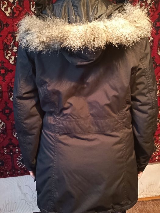 Женская куртка р. L