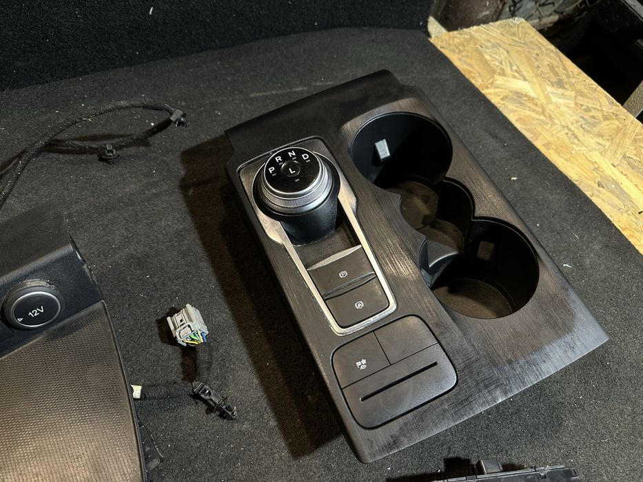 Панели управления ford escape mk4 2020-2025