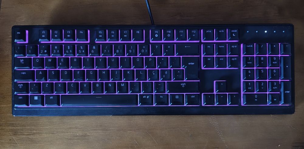 Teclado razer ornata v3
