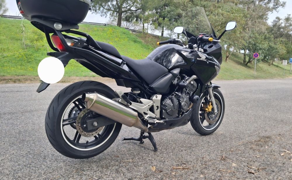 Honda CBF 600 imaculada