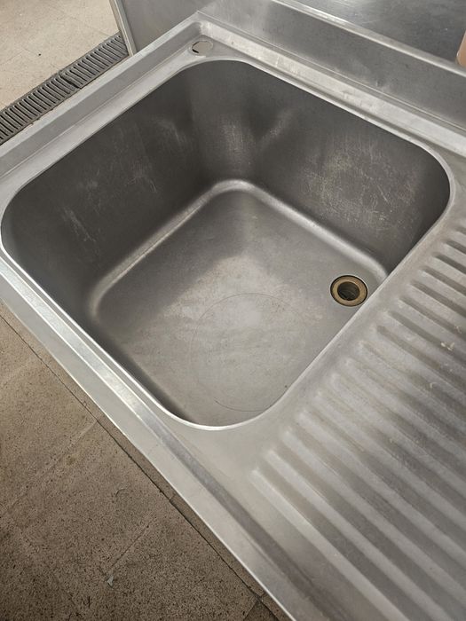 Bancada de inox com lava loiças