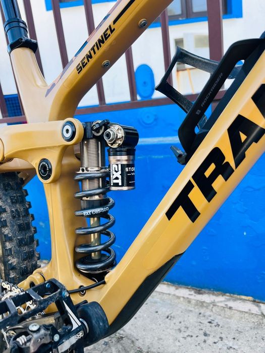 Vendo bicicleta de enduro Transition Sentinel em carbono