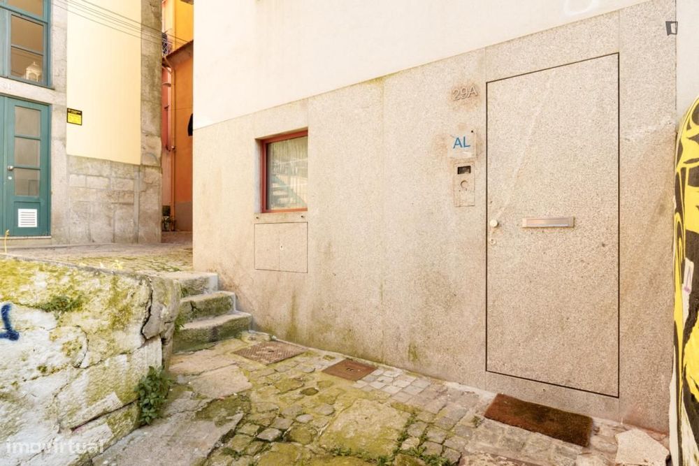 Apartamento com 1 quartos - localizado em Miragaia Porto