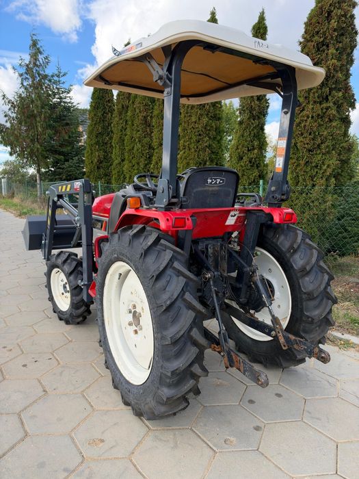 Mini traktorek YANMAR F250 f255 model 25KM  ladowacz glebogryzarka