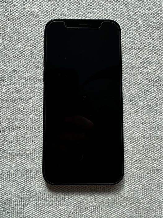 IPhone 12 czarny