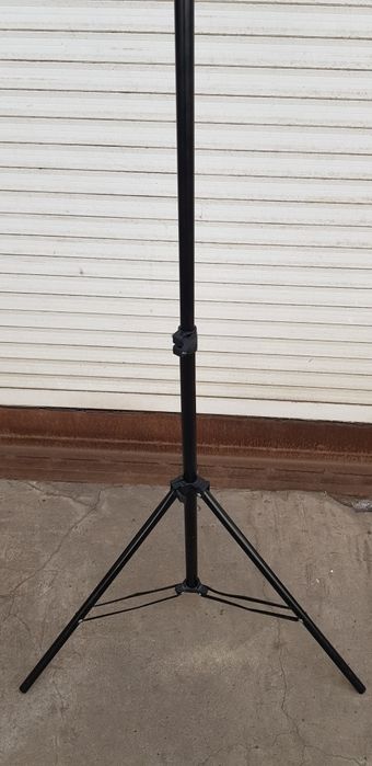 Стійка студійна роскладна універсальна 2м