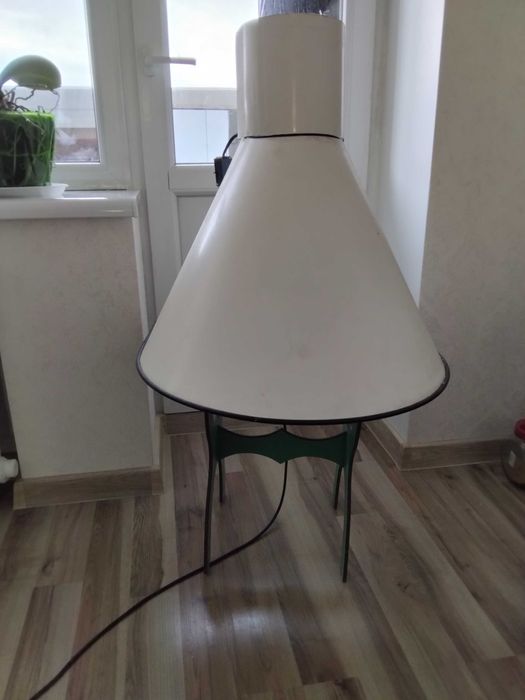 Продам кухонну витяжку ''Ardo''в робочому стані то
