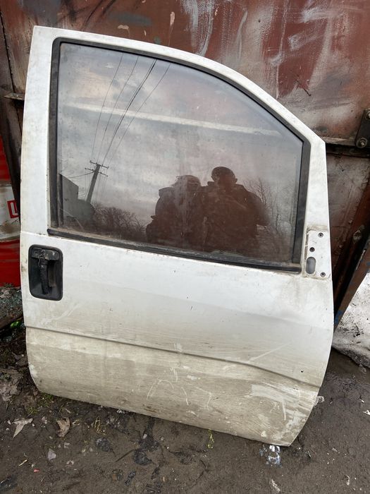 двері від Fiat Skudo під реставрацію