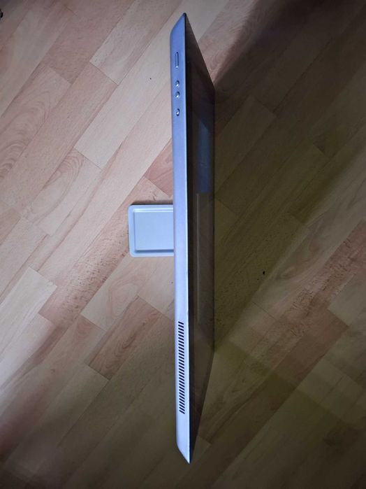 komputer all in one AIO LENOVO cały zestaw