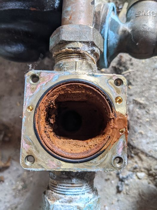 Hydraulik instalacje sanitarne. Plumber.