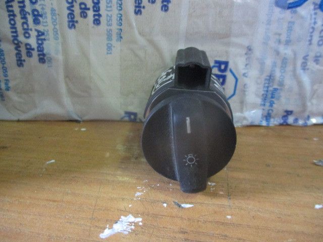Botão / interruptor de luzes BMW 5 (E39)