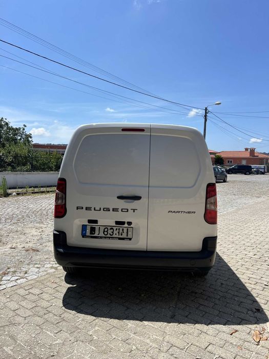 Peugeot Parner 2025 130CV Caixa. Aut