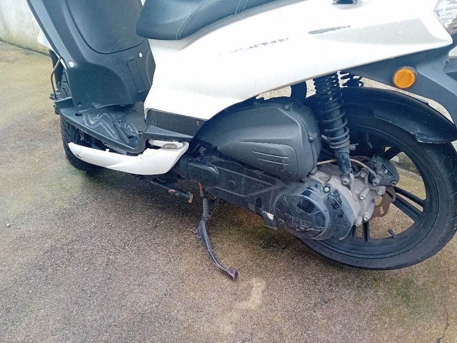 PEUGEOT TWEET 125CC mota acidente , 2018 Peças